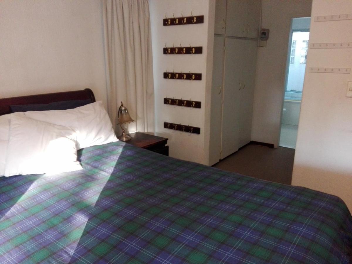 Fourways Guest Lodge Йоханесбург Екстериор снимка